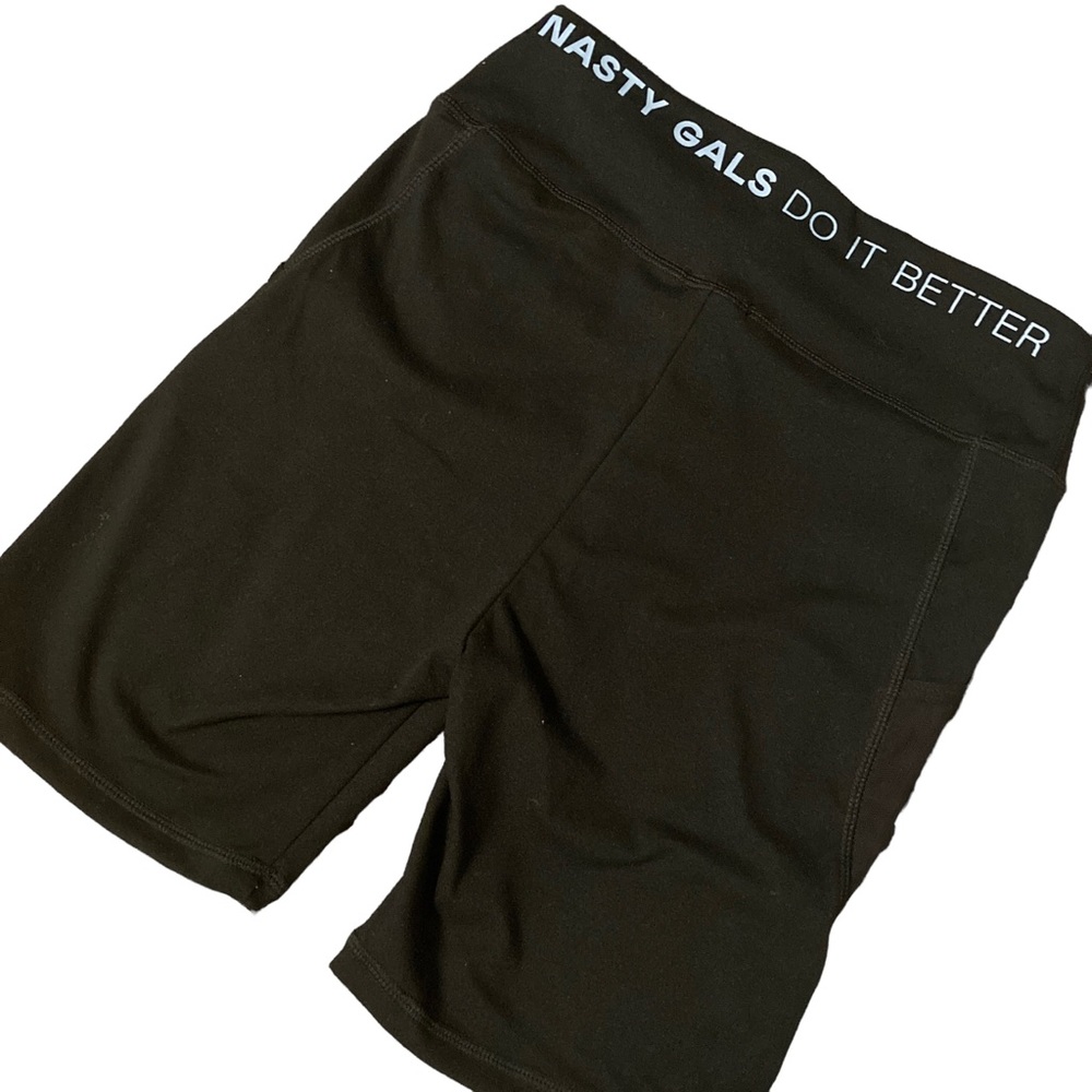 New Nasty Gal Logo Bike Shorts Wide Waistband Black White Small 4 XS Biker NWOT
